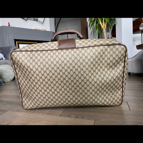 Vintage authentic Gucci luggage suitcase - Picture 6 of 14